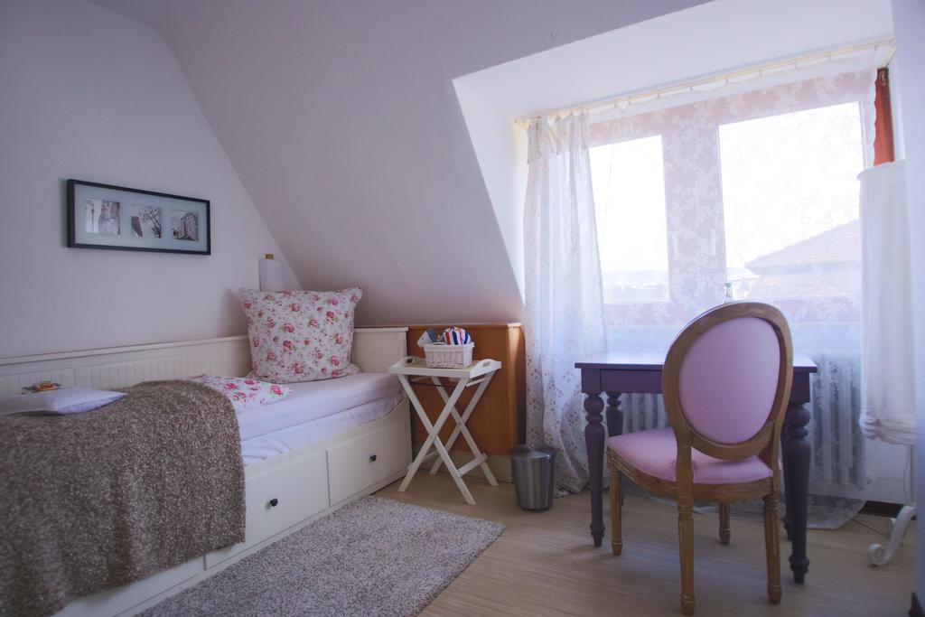 Hotel Barbarossa Garni Вюрцбург Екстериор снимка