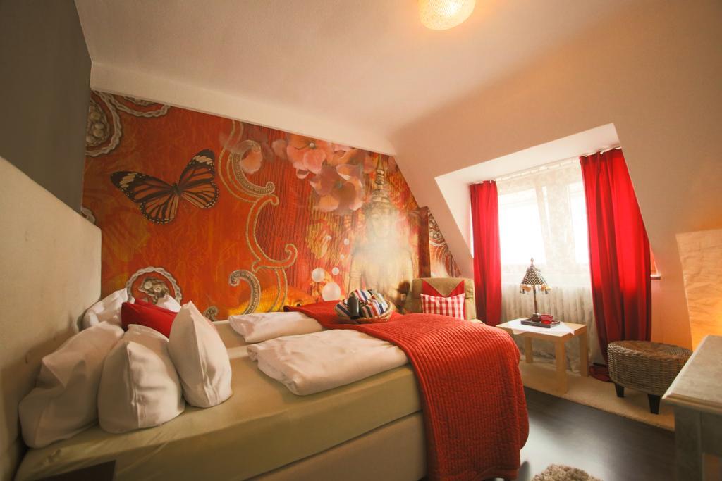 Hotel Barbarossa Garni Вюрцбург Екстериор снимка